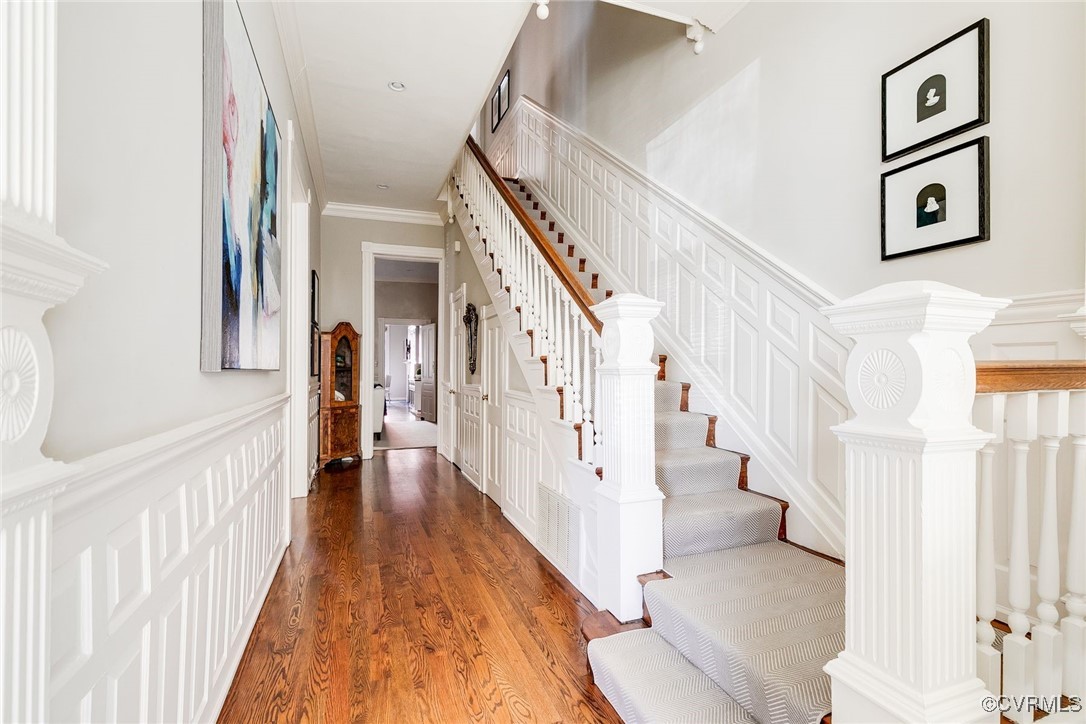 1142 West Ave