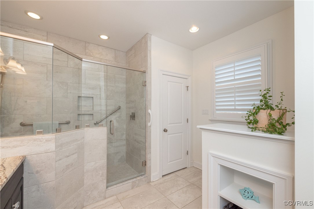 5127 Farmount Ter