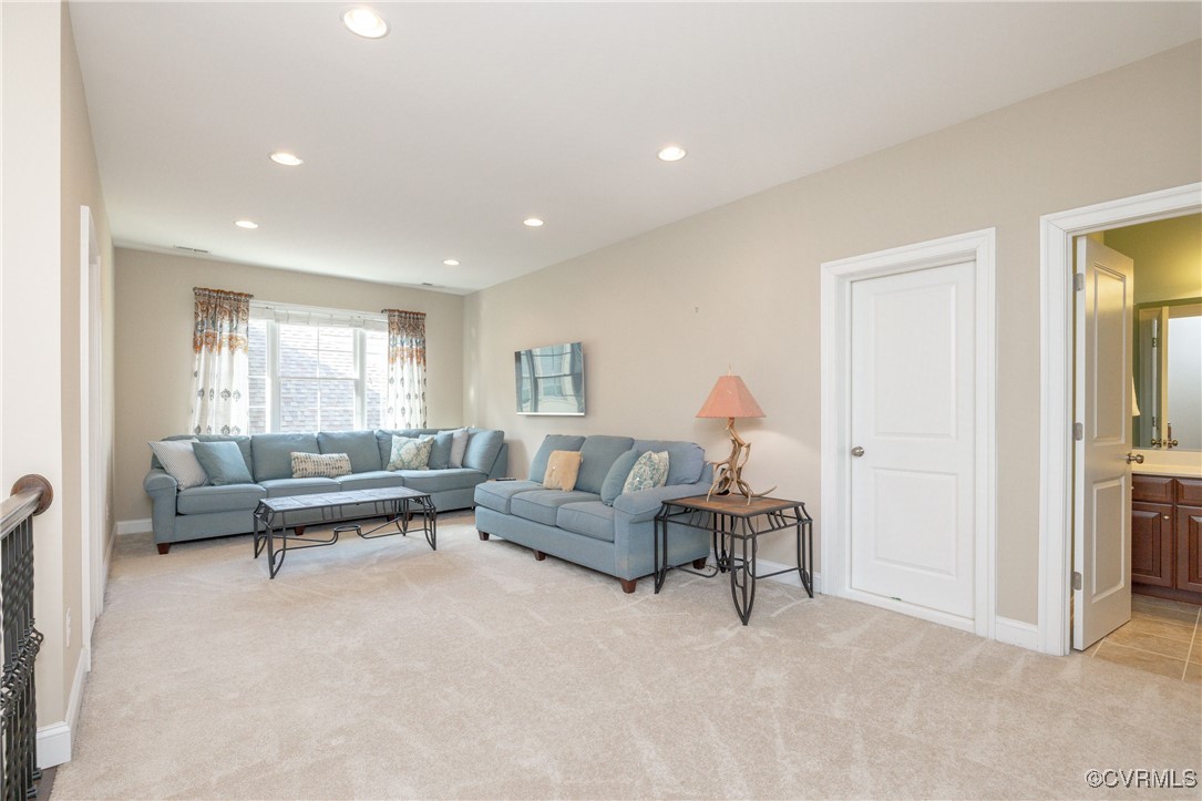 5127 Farmount Ter