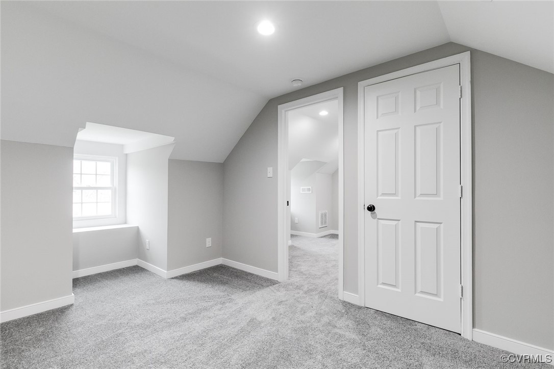 1150 W Washington St