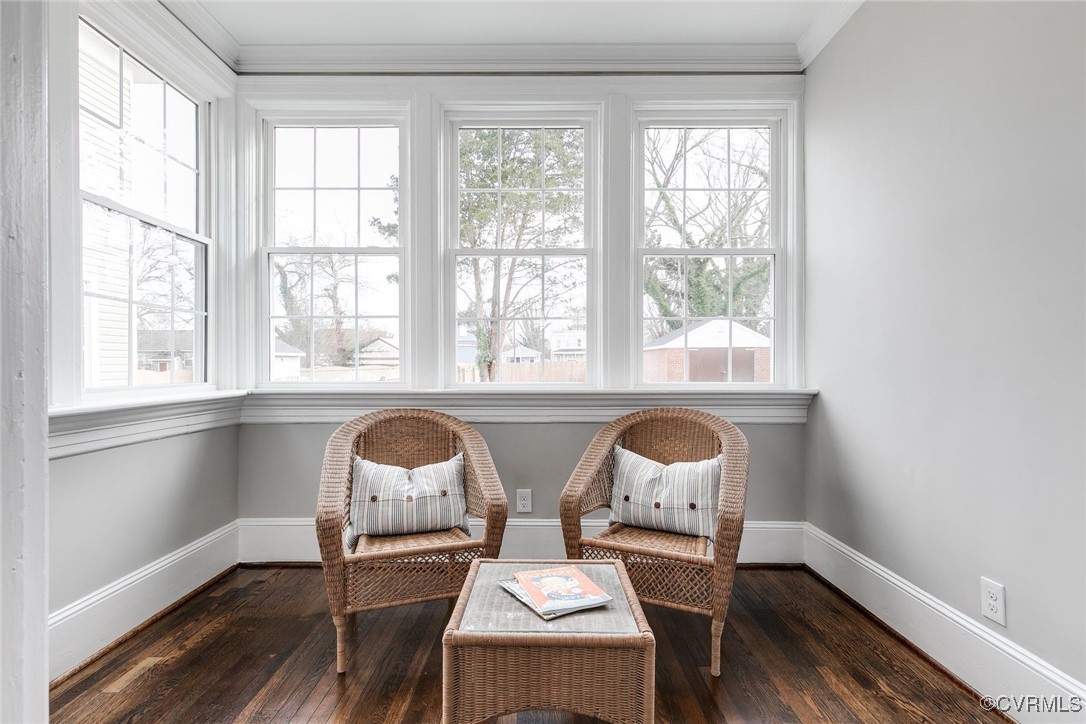 1150 W Washington St