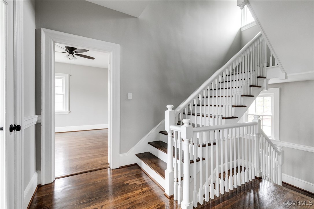 1150 W Washington St