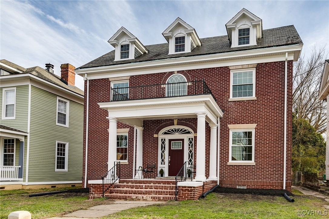 1150 W Washington St