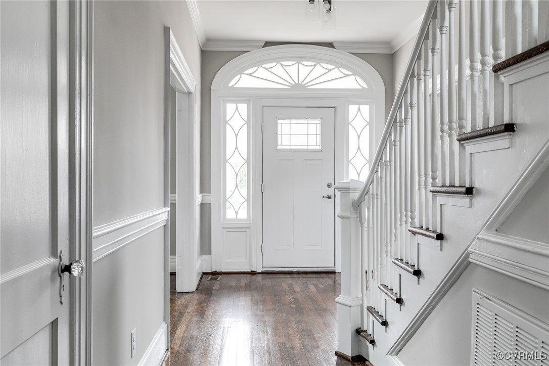 1150 W Washington St