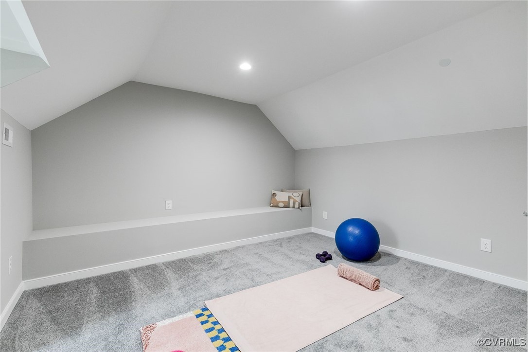 1150 W Washington St