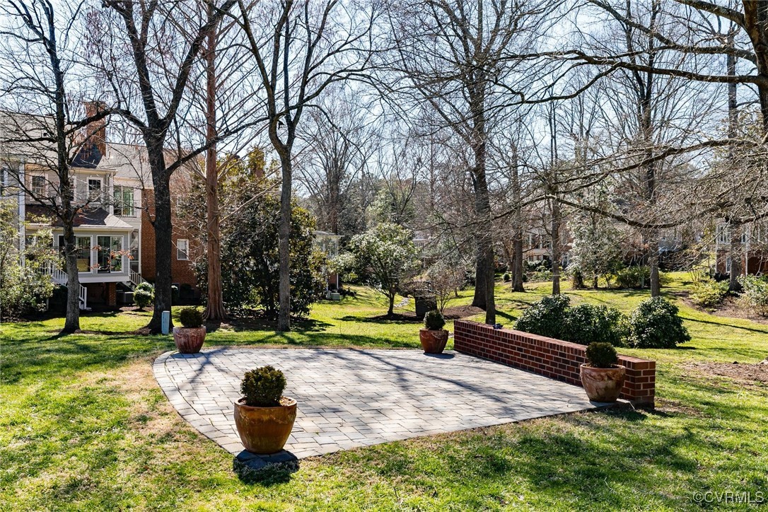 300 N Ridge Rd Unit#14