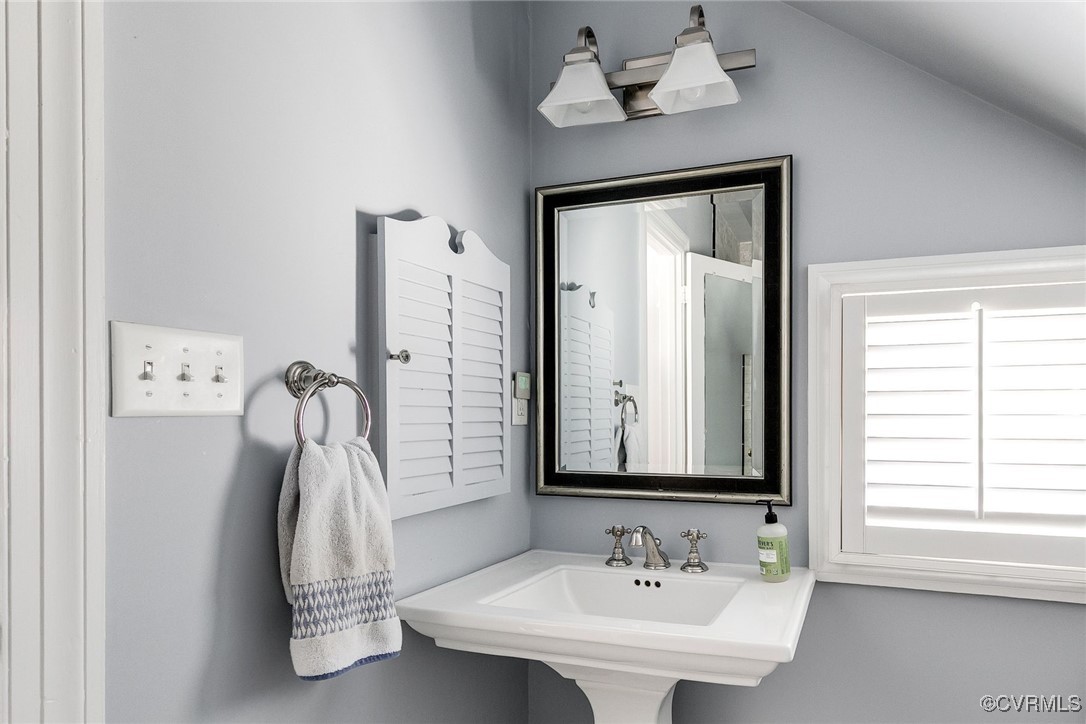 300 N Ridge Rd Unit#14