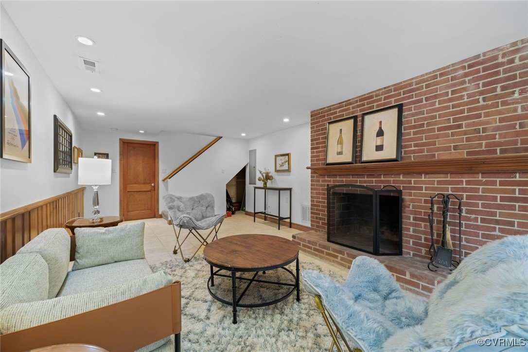 218 Ralston Rd