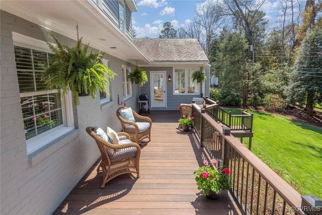 218 Ralston Rd