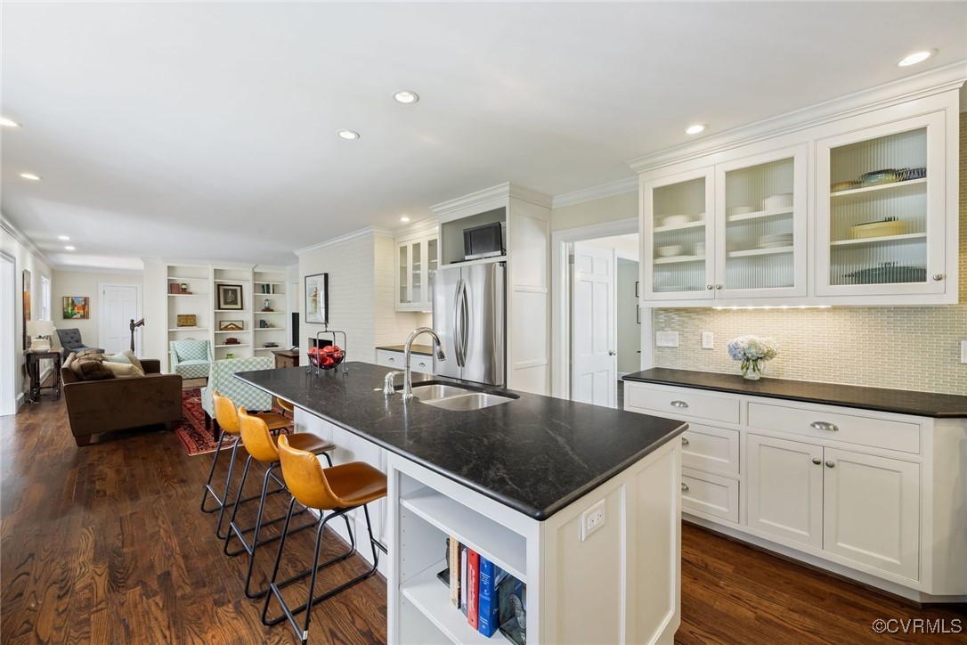 218 Ralston Rd