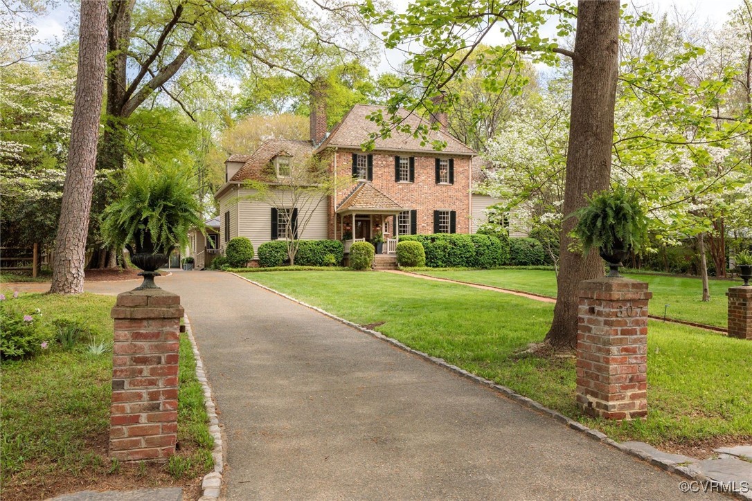 307 Stockton Ln