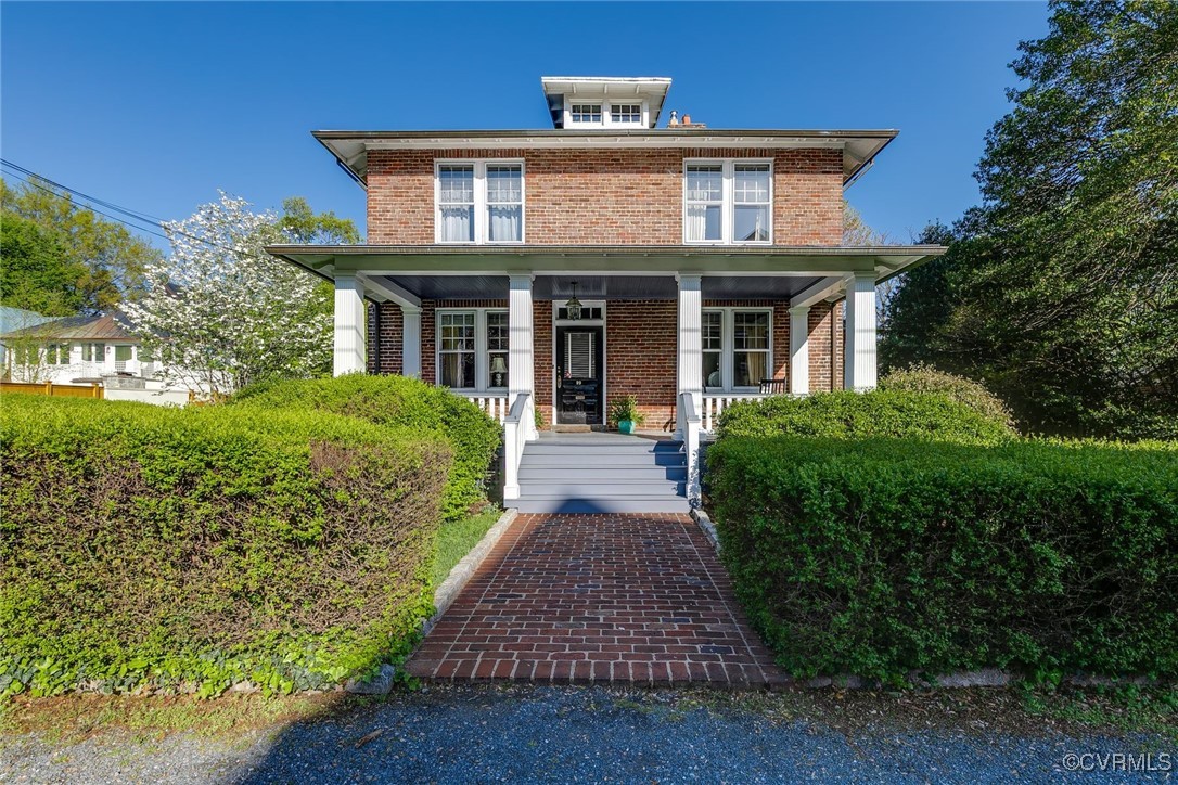 99 Maple Ave