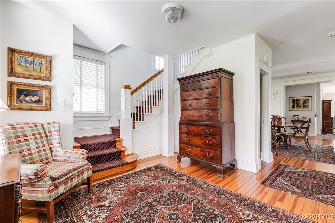 99 Maple Ave