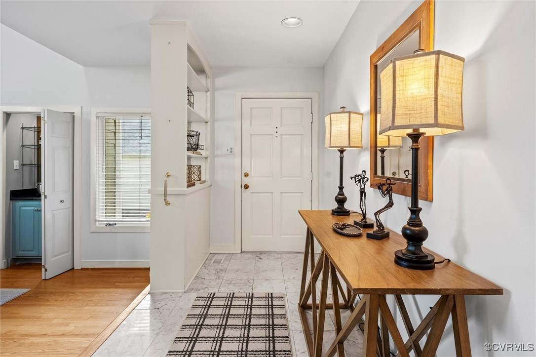 8209 Greystone West Cir