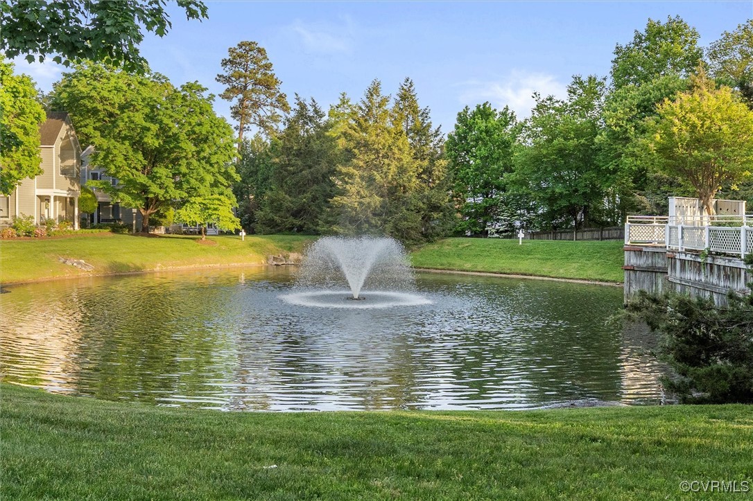 8209 Greystone West Cir