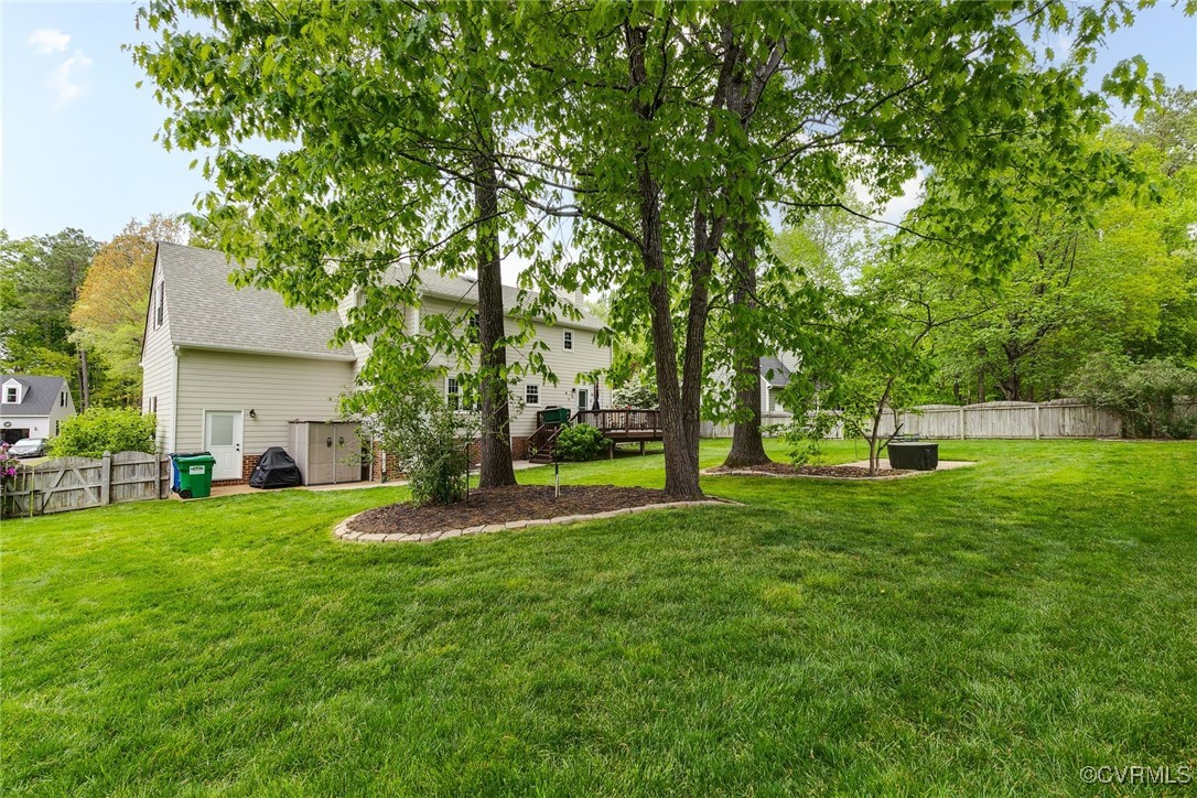 7713 Northern Dancer Ct