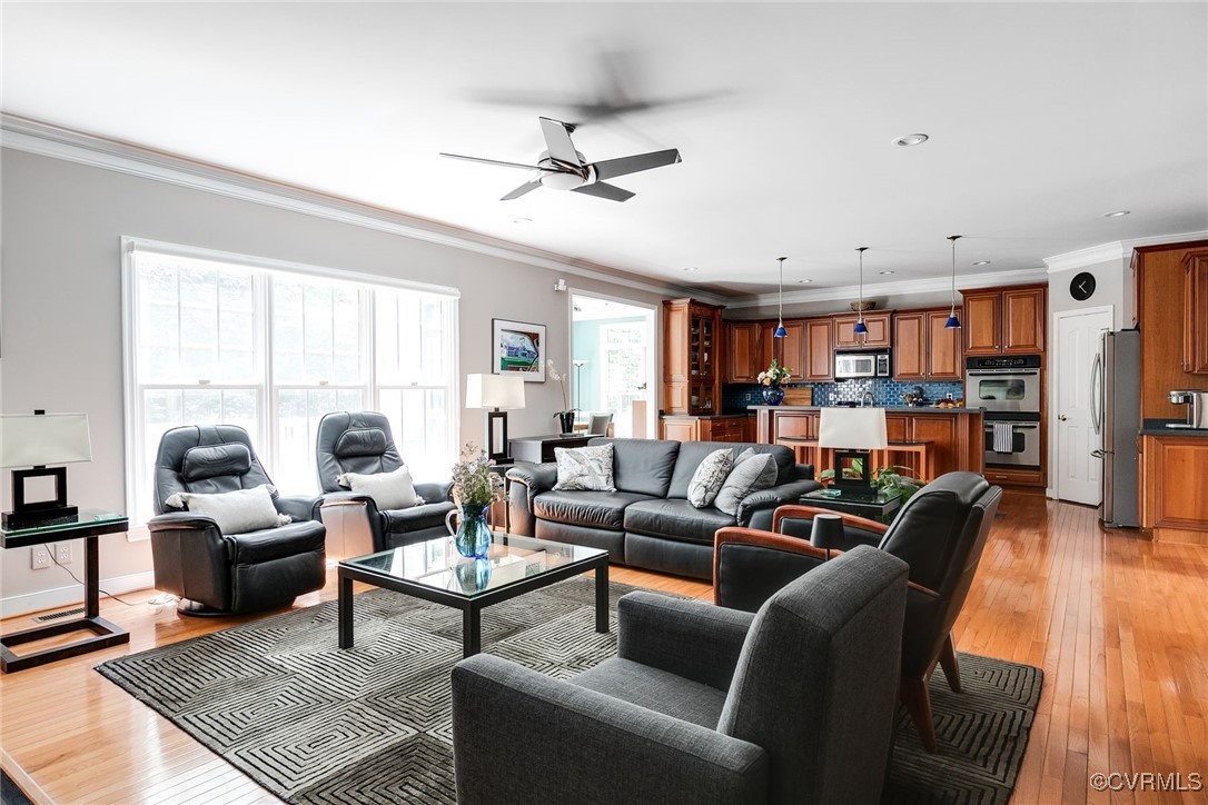 4909 Sadler Place Ct