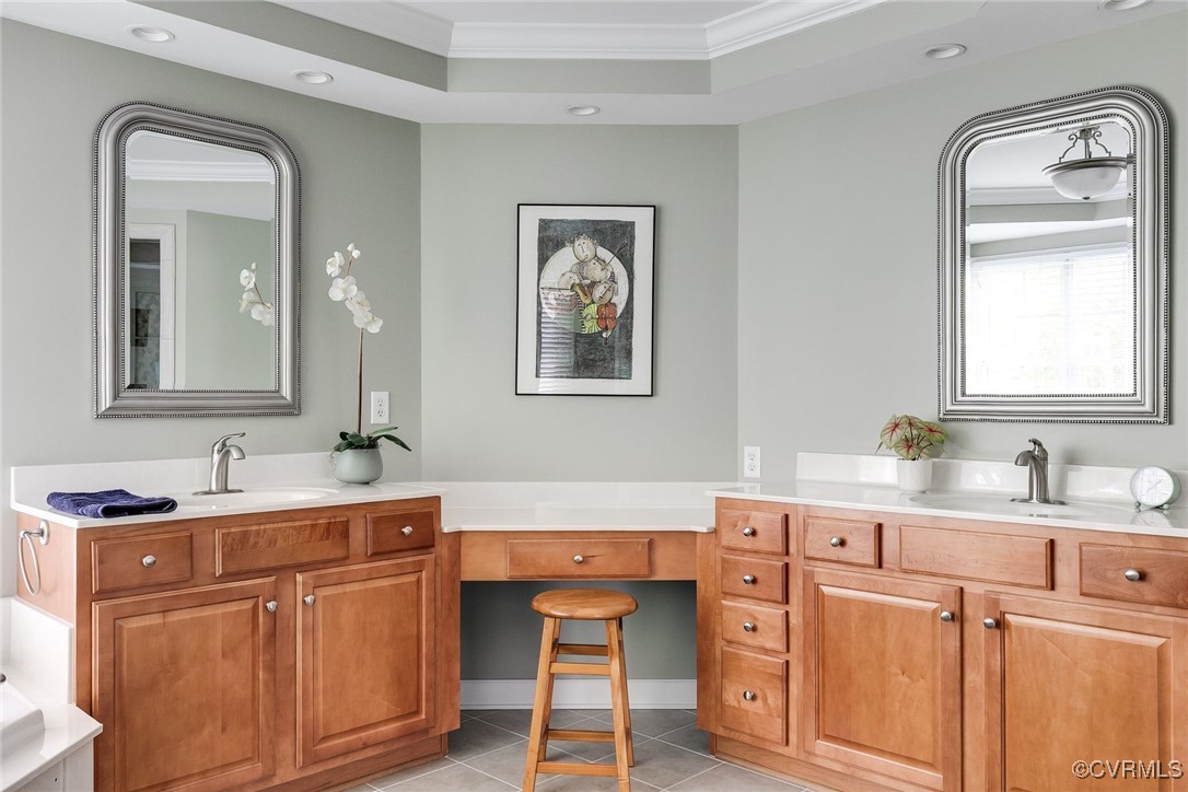 4909 Sadler Place Ct