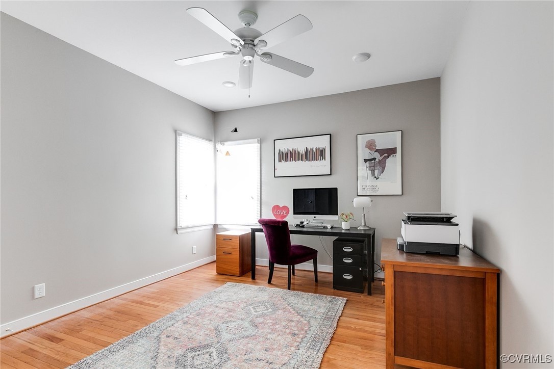 4909 Sadler Place Ct