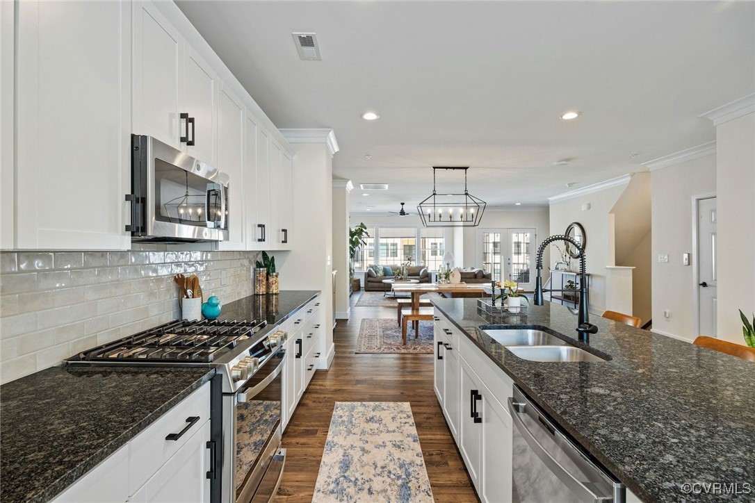 2270 Libbie Lake West St Unit#B