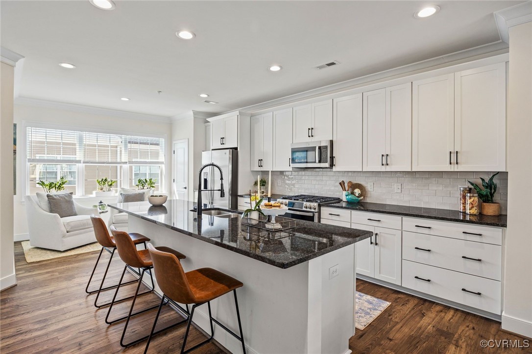 2270 Libbie Lake West St Unit#B