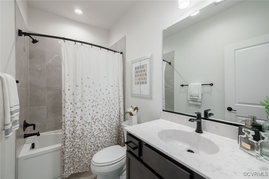 2270 Libbie Lake West St Unit#B