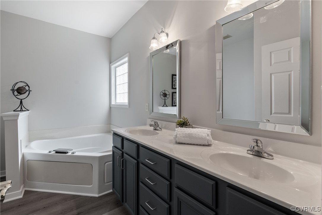 14407 Mission Hills Loop