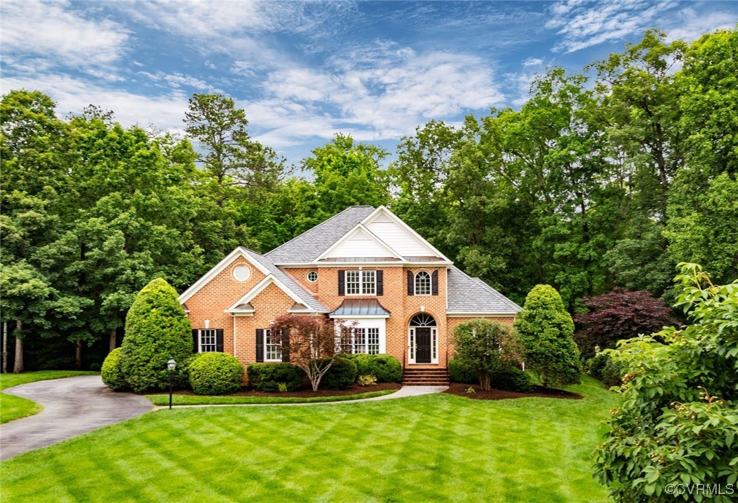 72 W Square Dr