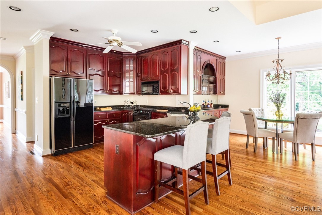 72 W Square Dr