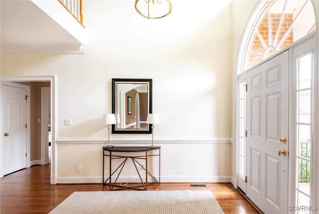 72 W Square Dr