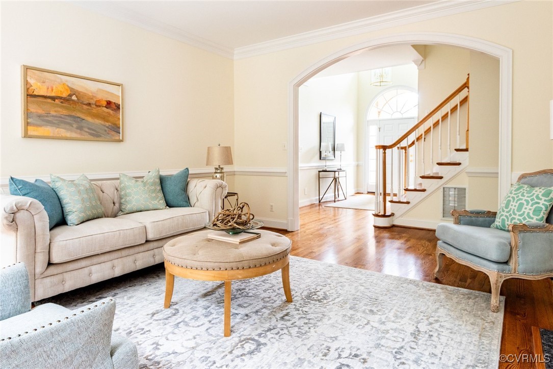 72 W Square Dr