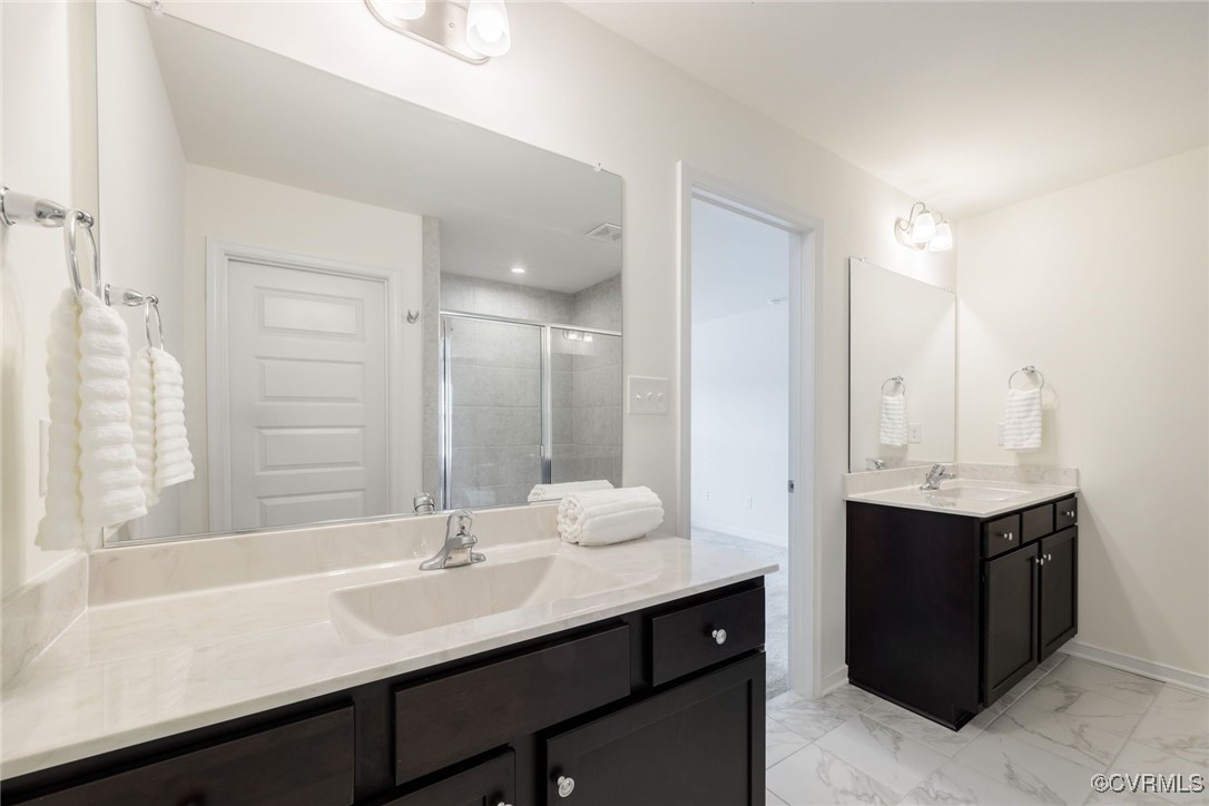 3033 Fletcher Aly