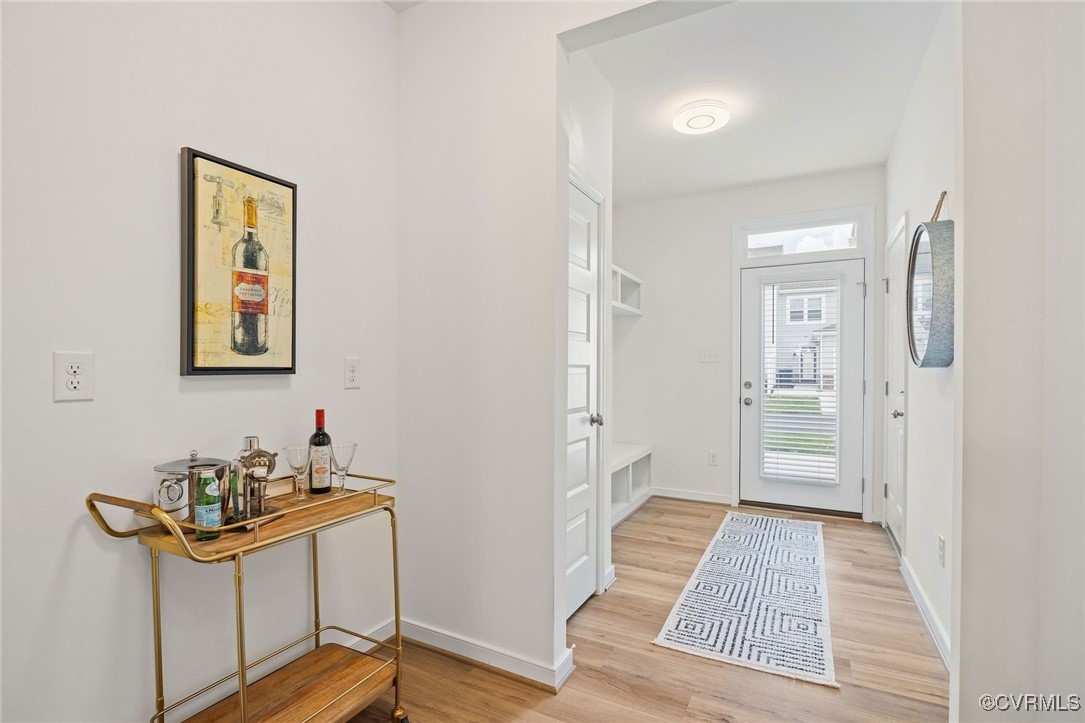 3033 Fletcher Aly