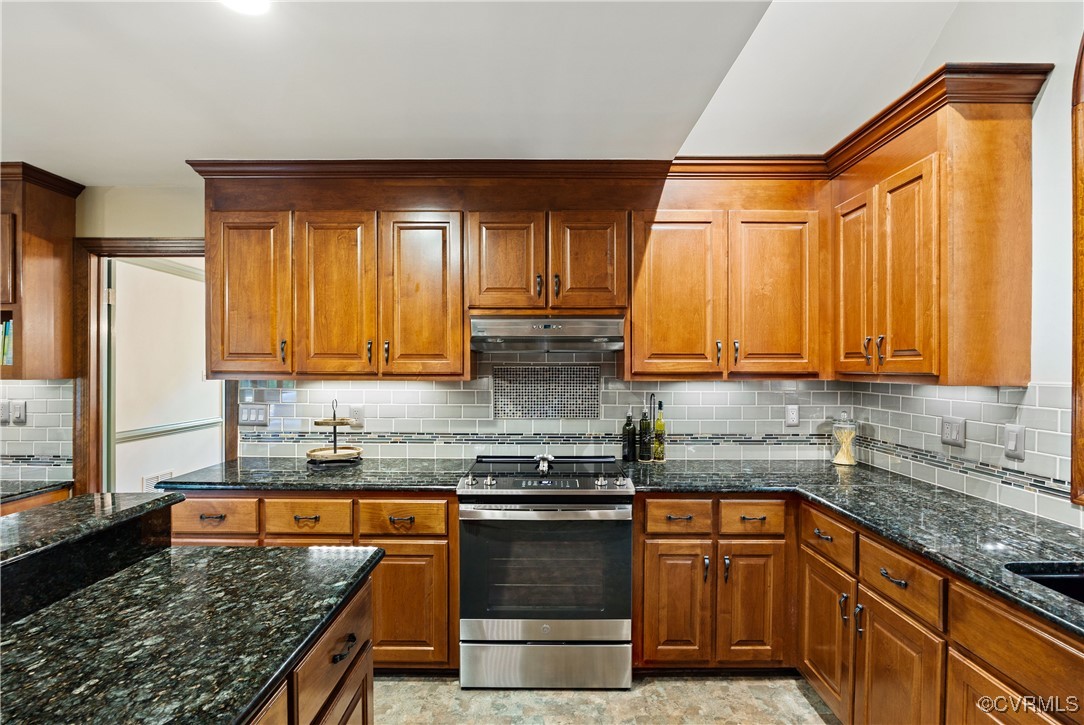 10910 Lesser Scaup Lndg