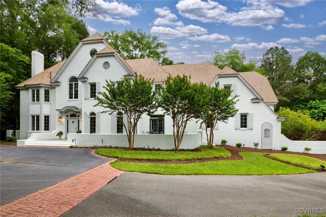 9001 Forest Ridge Ct