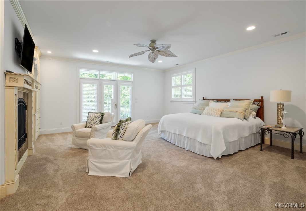 203 Randolph Square Ln