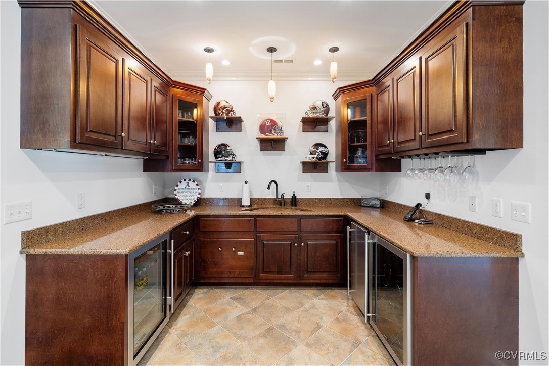 203 Randolph Square Ln