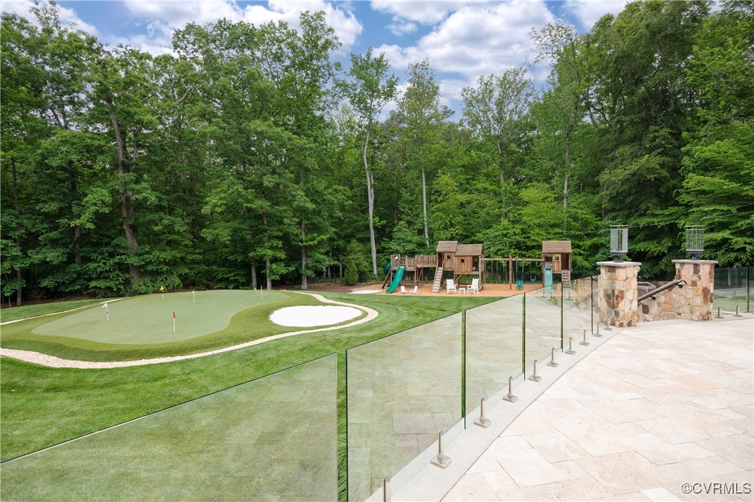 203 Randolph Square Ln