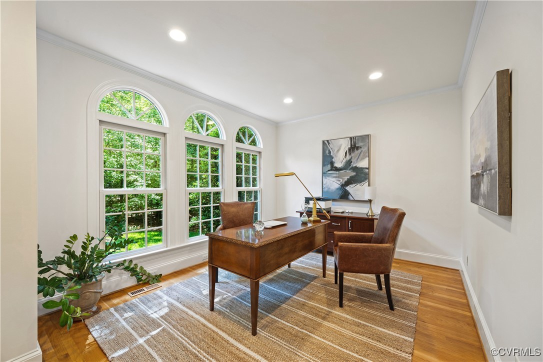 203 Randolph Square Ln