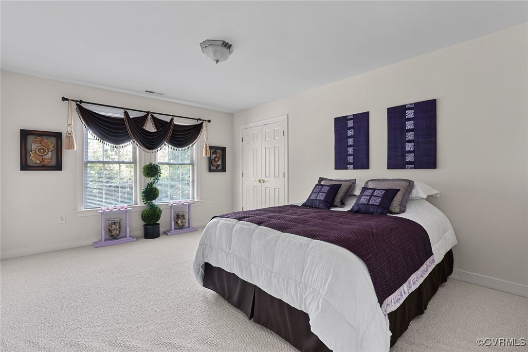 1406 Gravatt Way