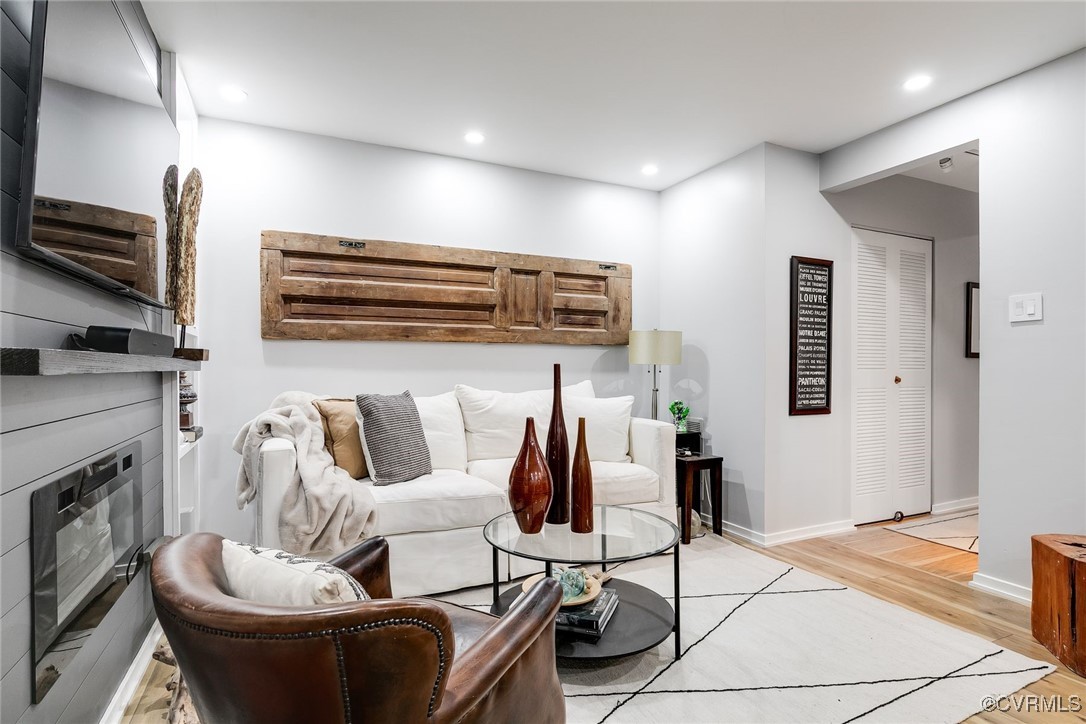 9511 Groundhog Dr