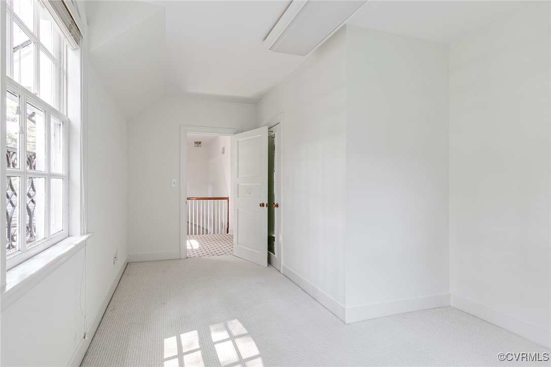 4 Paxton Rd