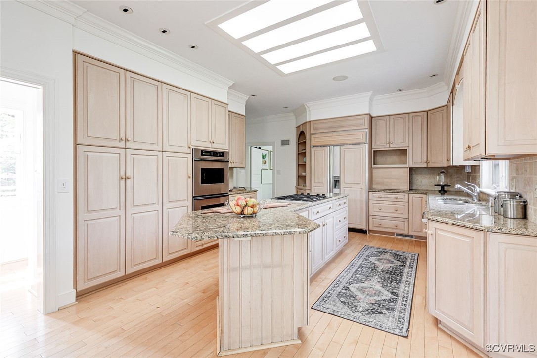 4 Paxton Rd