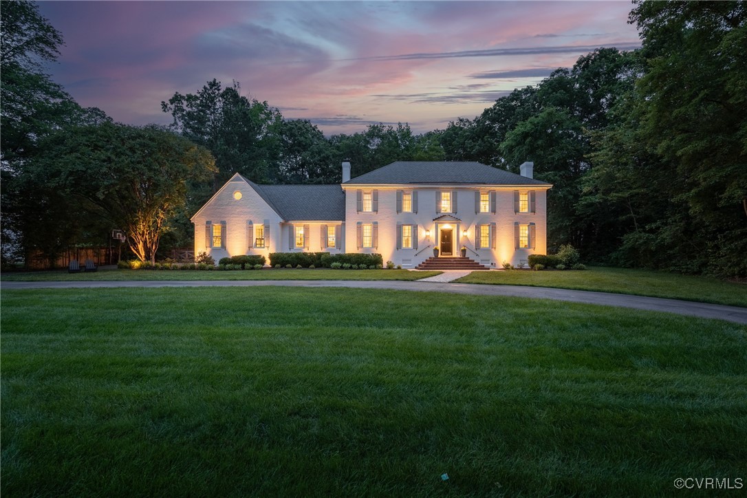 105 N Erlwood Ct
