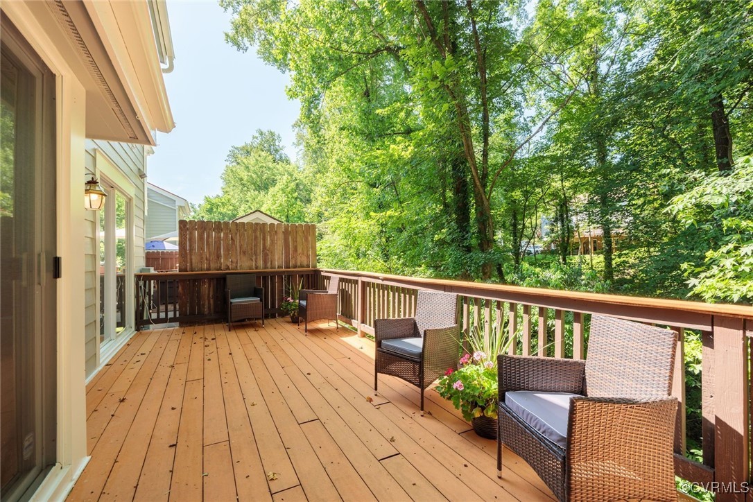 1817 Poplar Grn