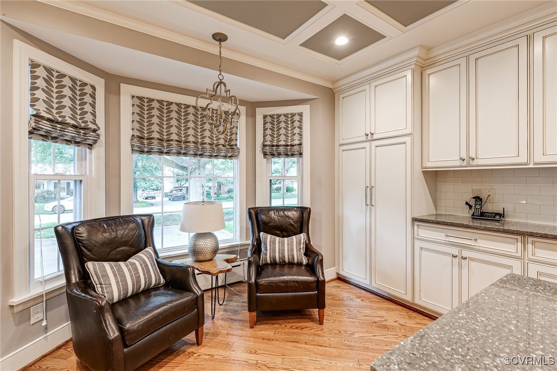7 Ralston Rd