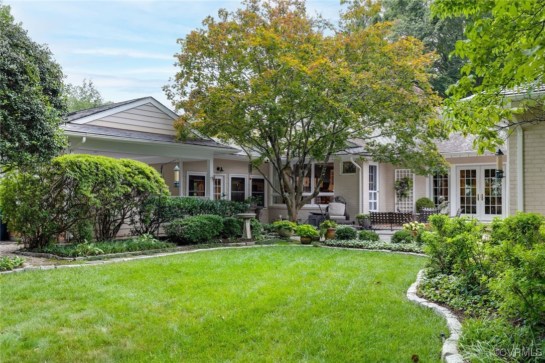 7 Ralston Rd