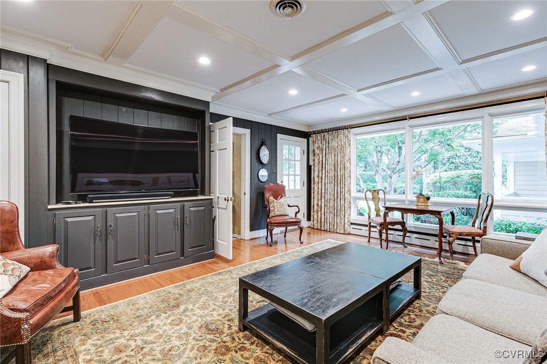 7 Ralston Rd