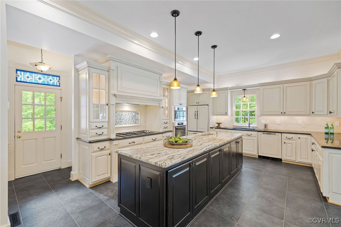 8500 Mount Eagle Rd