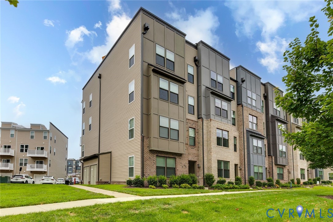 2612 Lassen Walk Unit#B